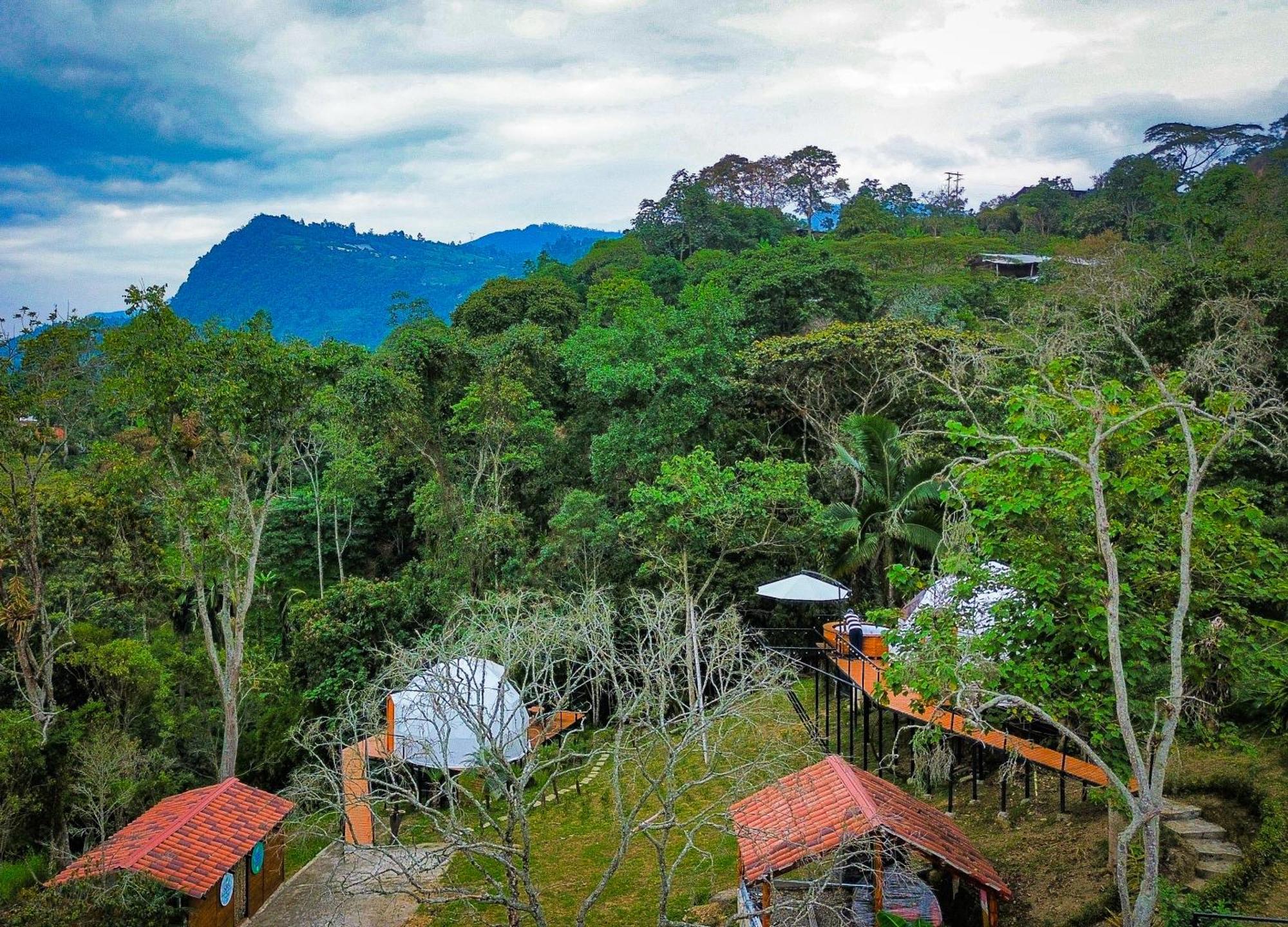 Вилла La Julita Glamping Ла-Меса Экстерьер фото