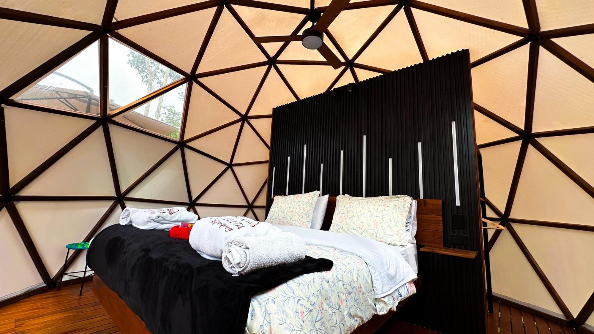 Вилла La Julita Glamping Ла-Меса Экстерьер фото
